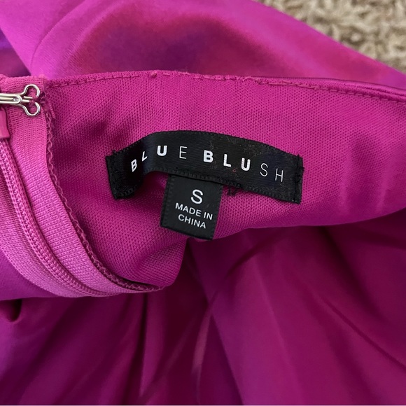 Blue Blush Fuchsia Satin Strapless Bodycon Dress - Picture 4 of 4